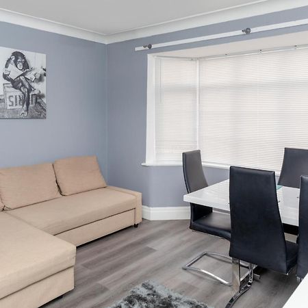 Leeds City Centre Spacious House Free Parking And Wi-Fi Buitenkant foto