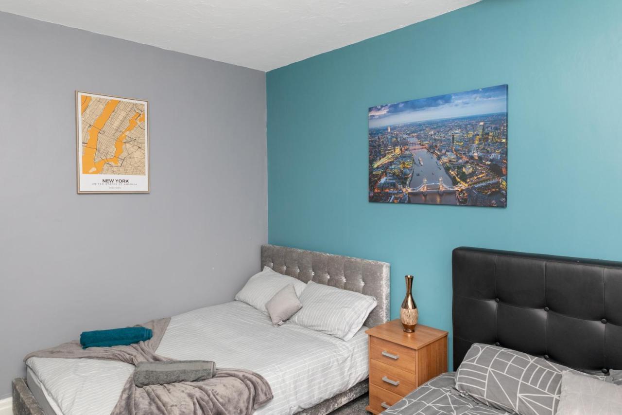 Leeds City Centre Spacious House Free Parking And Wi-Fi Buitenkant foto