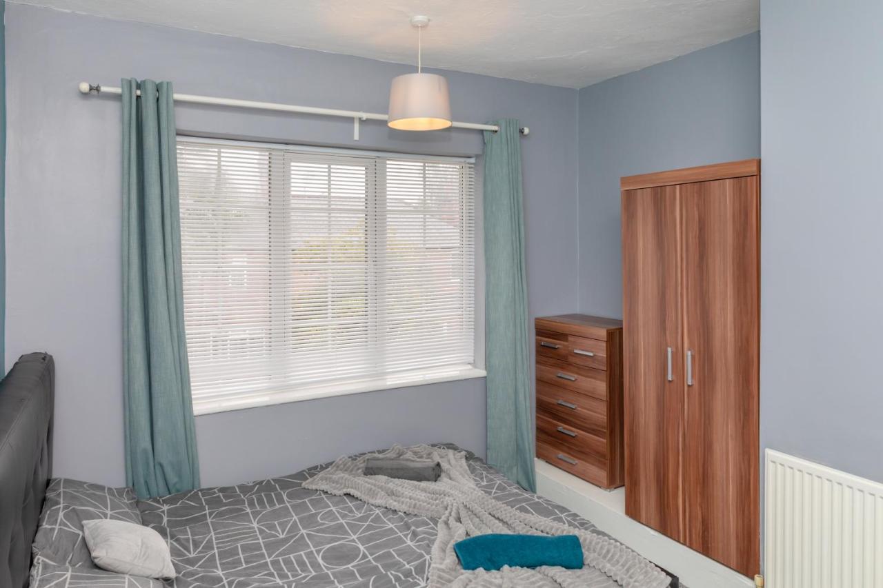 Leeds City Centre Spacious House Free Parking And Wi-Fi Buitenkant foto