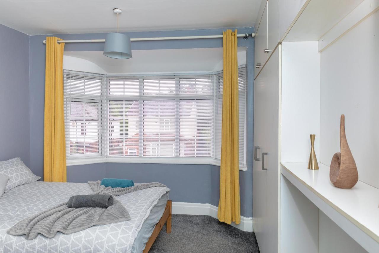 Leeds City Centre Spacious House Free Parking And Wi-Fi Buitenkant foto